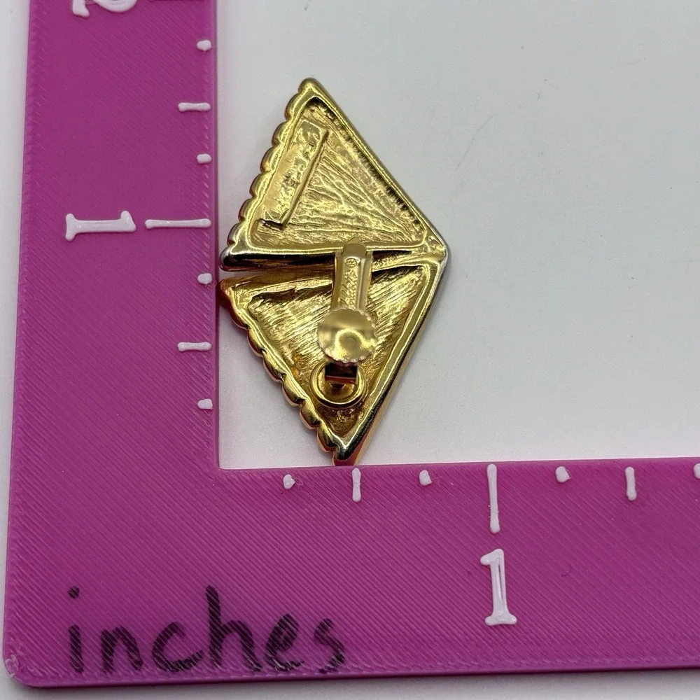 Vintage Goldette Gold Tone Enamel Earrings Screw Back